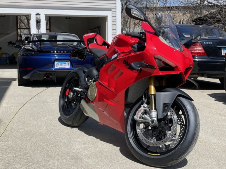 Porsche GT$ and Ducati Panigale detail