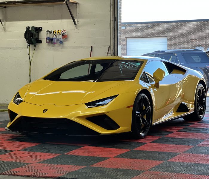 Lamborghini Huracán full detailing Chicago